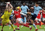 开云娱乐-关于桑德兰客场小胜，英乙升班马稳坐降级区榜首的信息