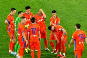 开云官网-球员实力均衡，比赛场上互有胜负(球员实力均衡,比赛场上互有胜负吗)