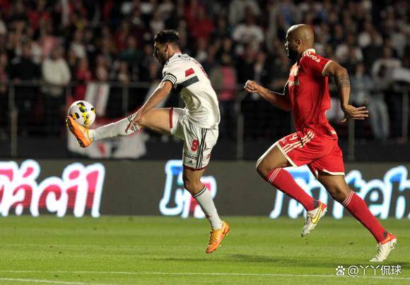 开云体育-巴西足球甲级联赛:圣保罗队凭借进攻火力夺得胜利 第2张 开云体育-巴西足球甲级联赛:圣保罗队凭借进攻火力夺得胜利 第2张