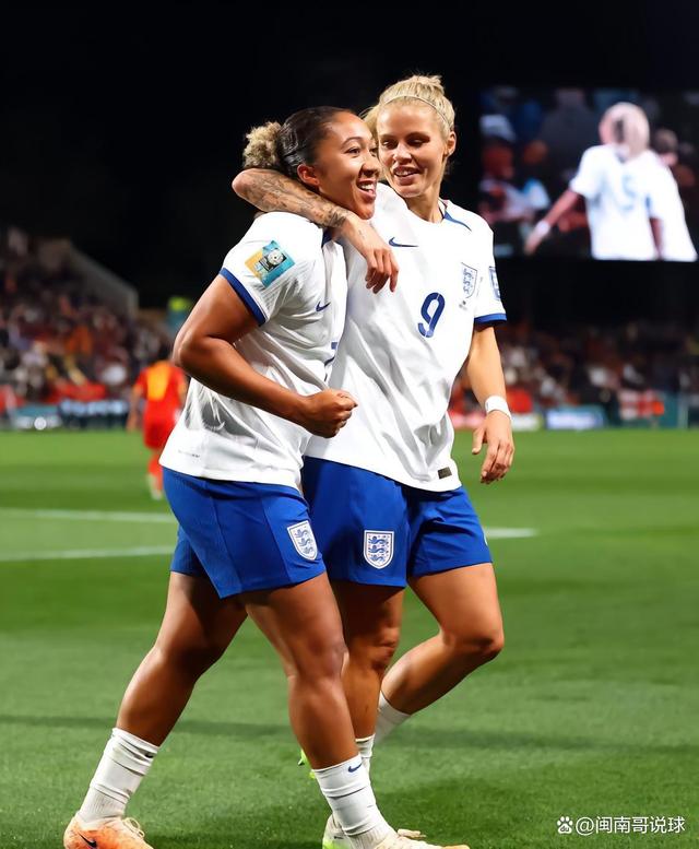 开云官网-云南女足球员团结一心，共同追求胜利荣誉  第2张